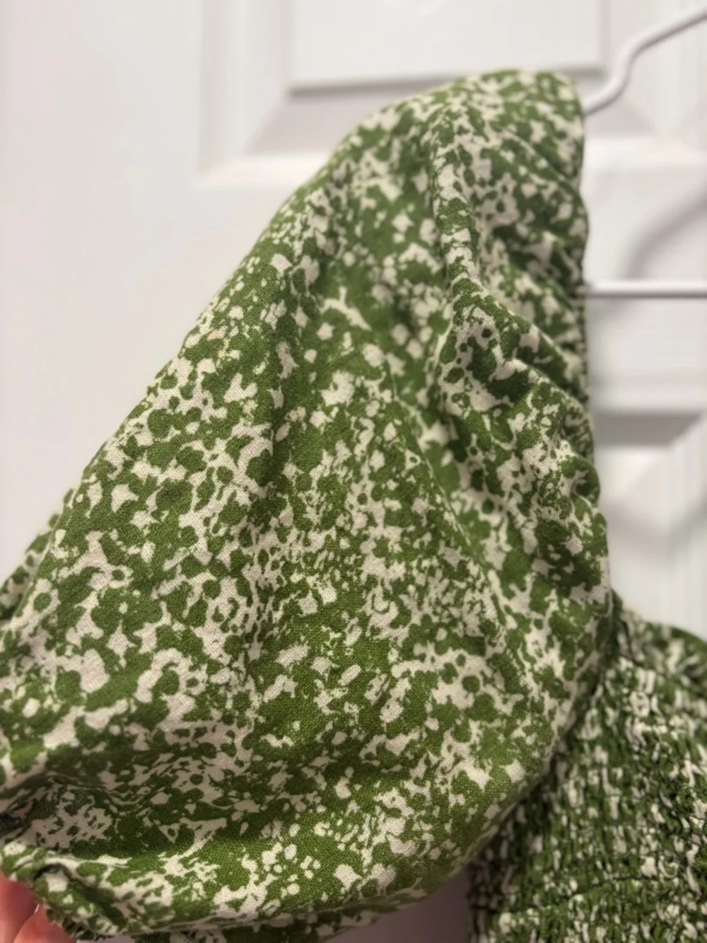 Abercrombie & Fitch Green & Ivory Puff-Sleeve Smocked Maxi Dress - Picture 3 of 8